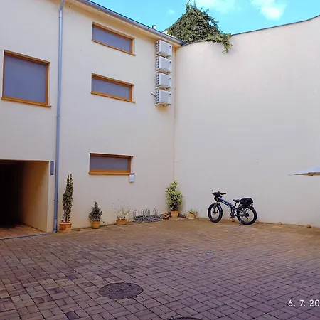 A7 게스트하우스