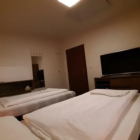 A7 Guest house